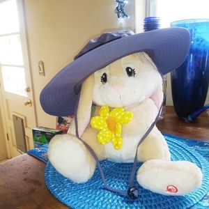 Hat for serious adventures